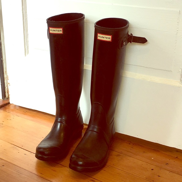 Hunter Boots - Picture 1 of 3